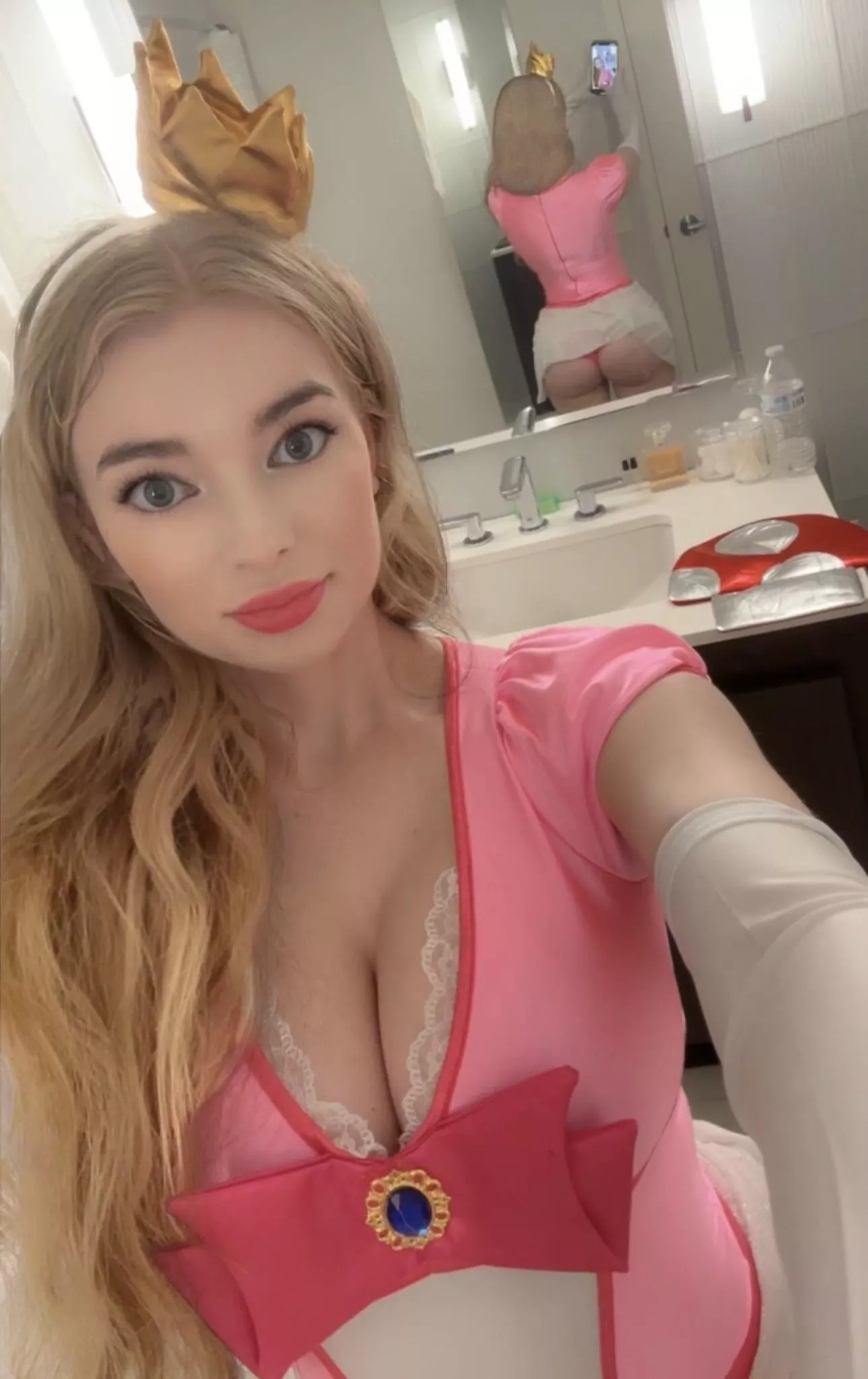 Princess Peach posted by Jadedoll18