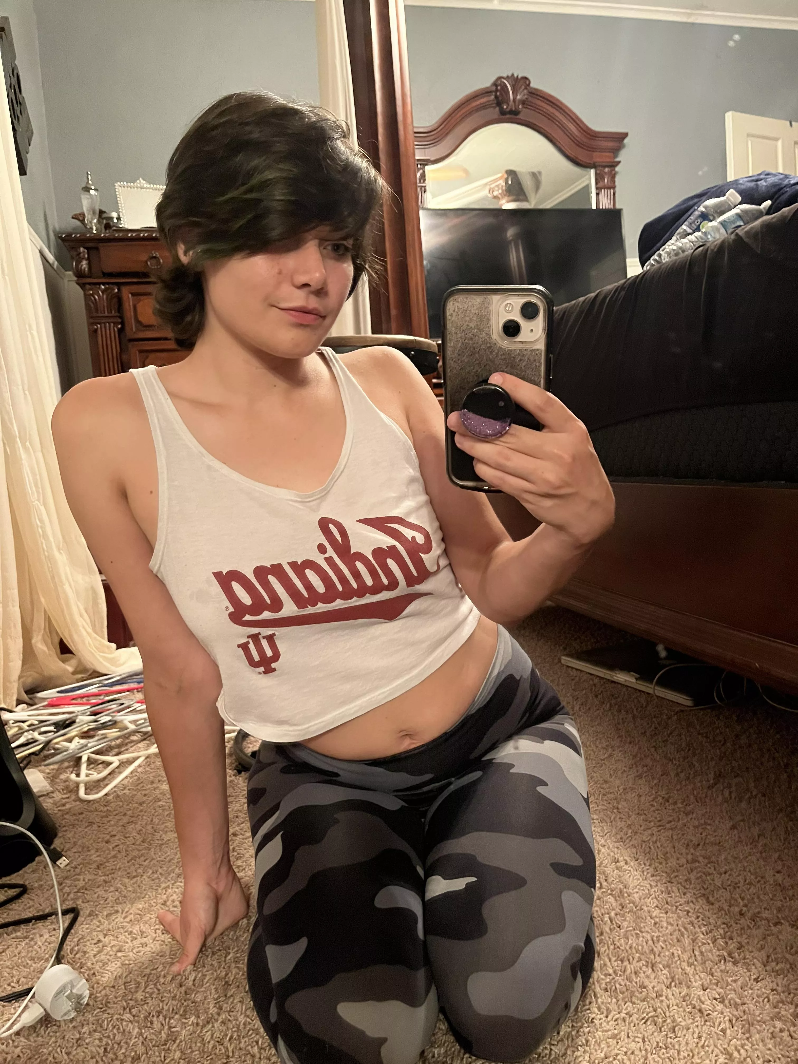 camo leggings; comfy and hot posted by karelesskloudz