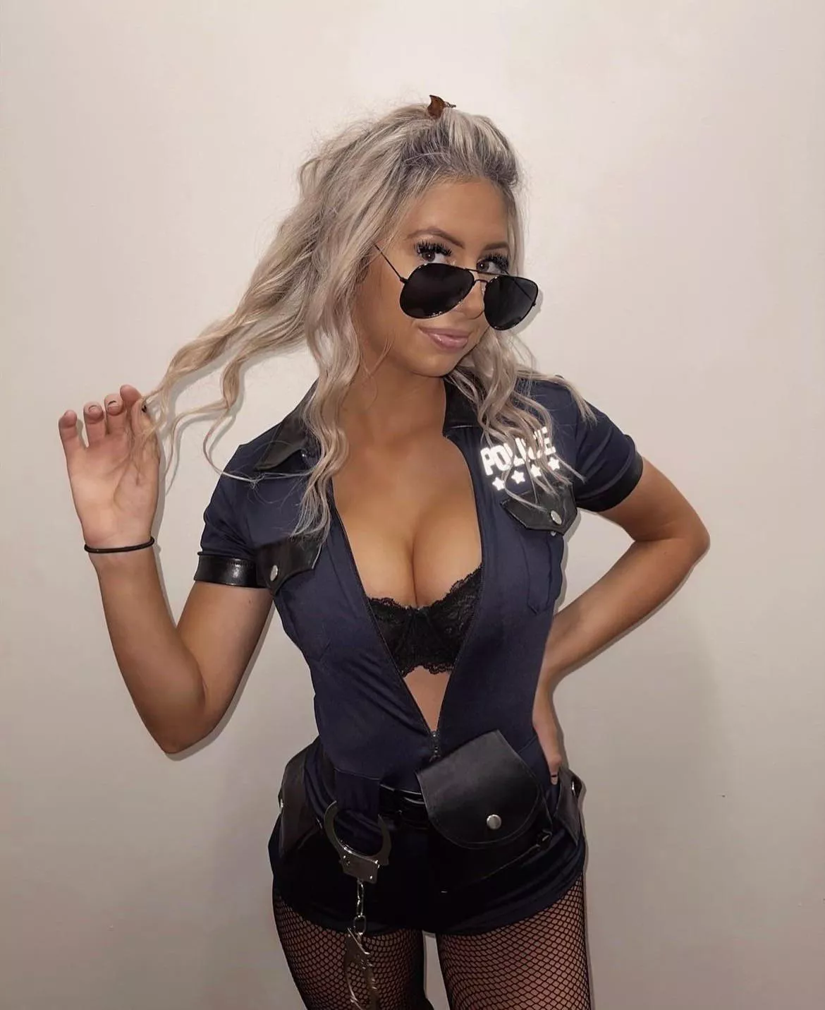 Cop posted by Throwawayuser800