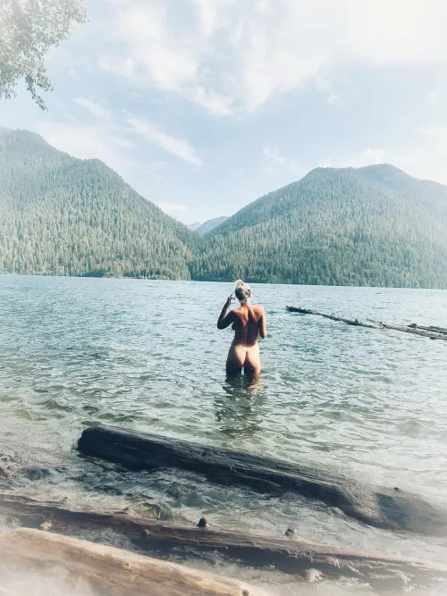 Enjoying the views! by incocknito420