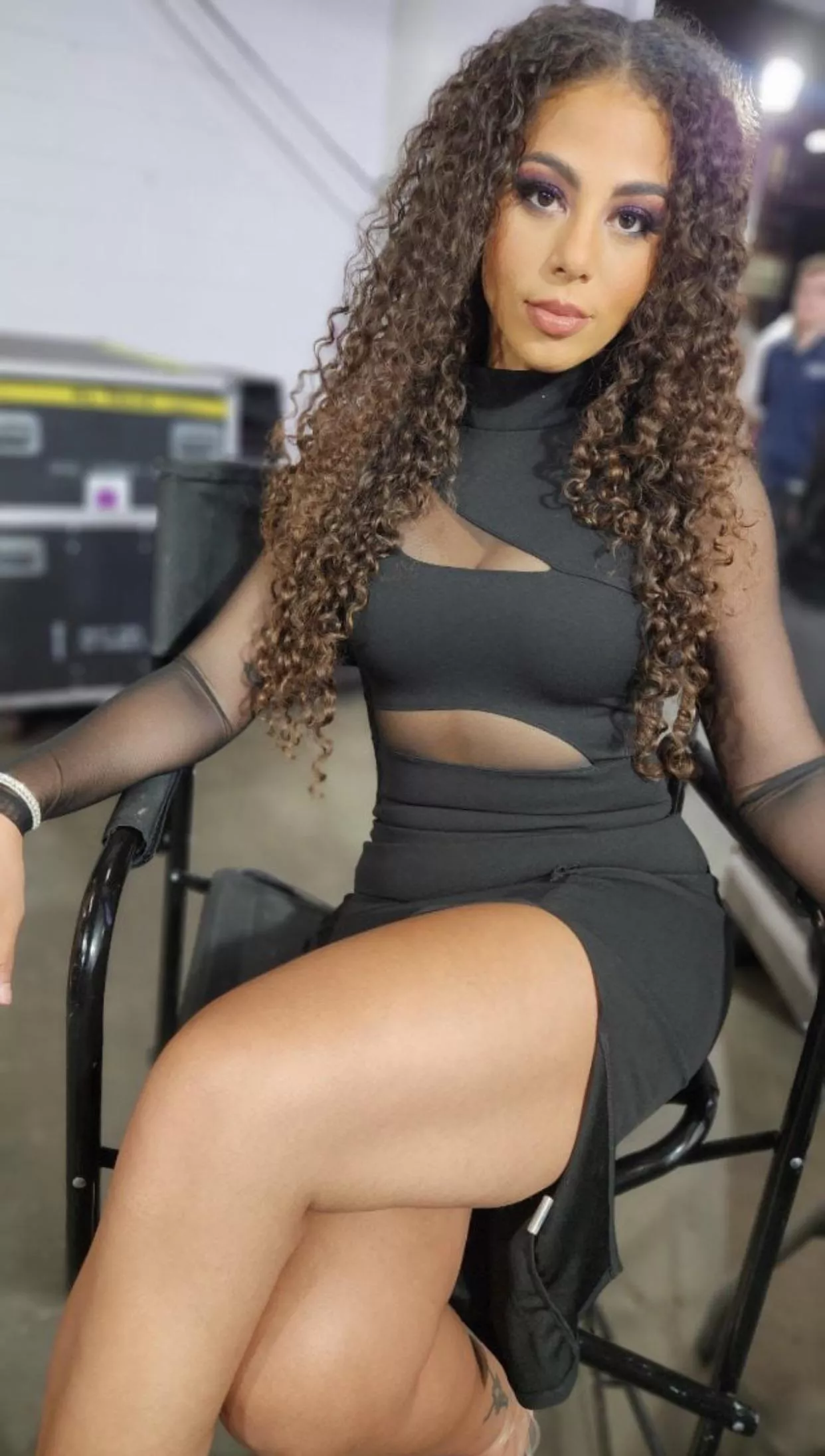 Samantha Irvin posted by NoOne-Really11