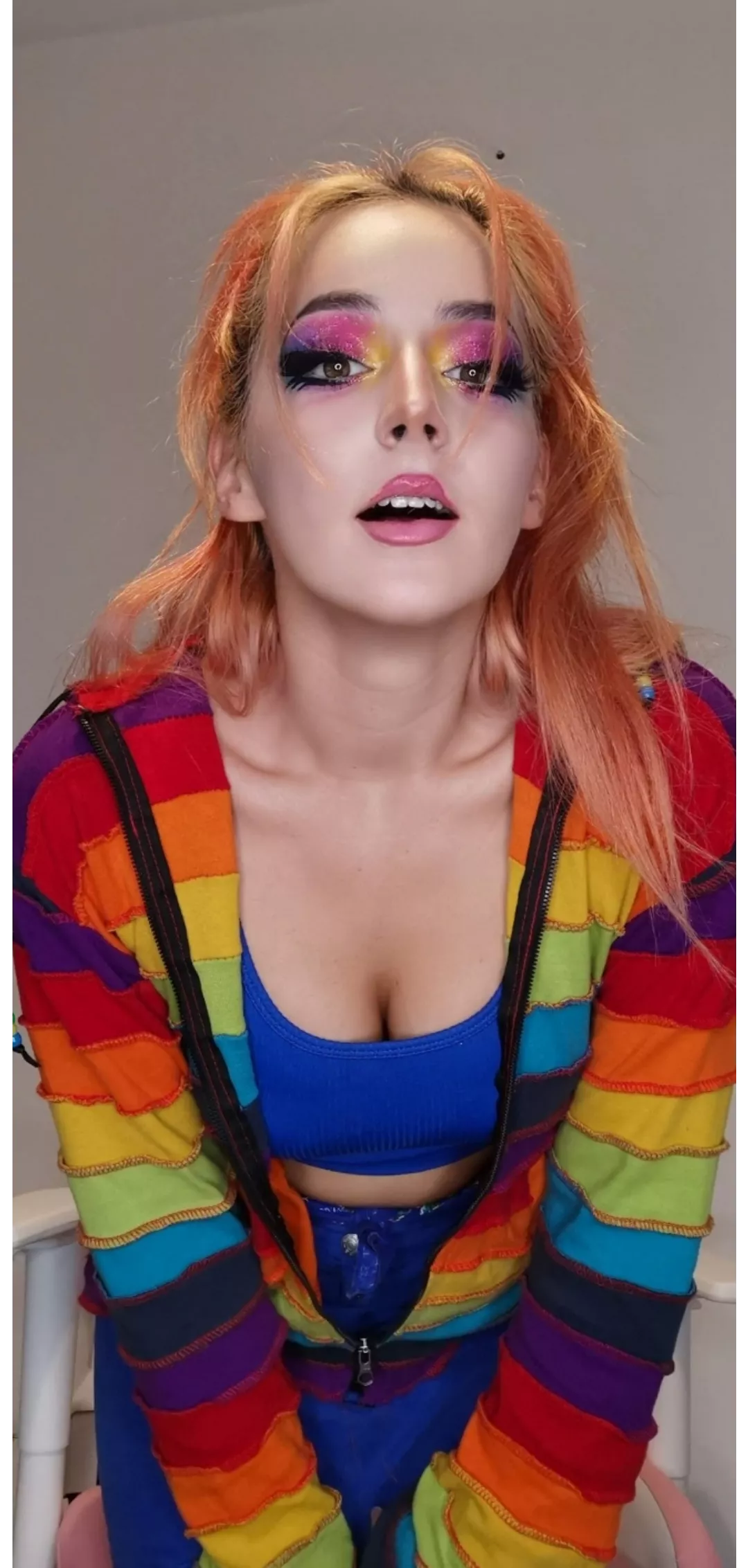 Colorful me, i hope you like it posted by miremi137