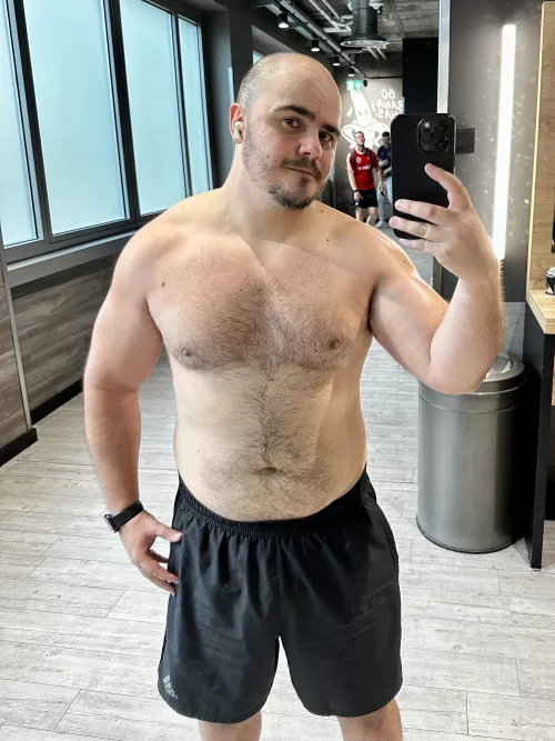 Getting weird looks taking a selfie at the gym (32) by Kbrito9