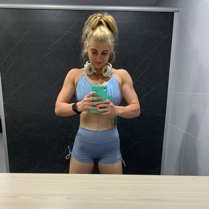 mommy's here, wanna come and be my gym buddy? posted by SquareWealtha