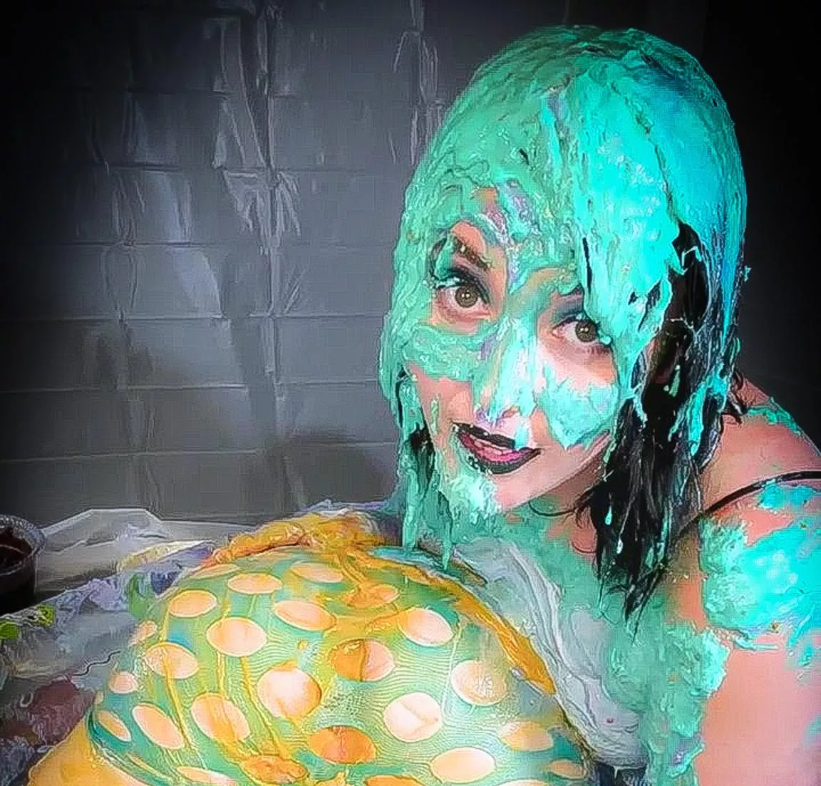 Newest Messy session - Pegging in the mess is officially my favourite💦 posted by MissNoireNFToy