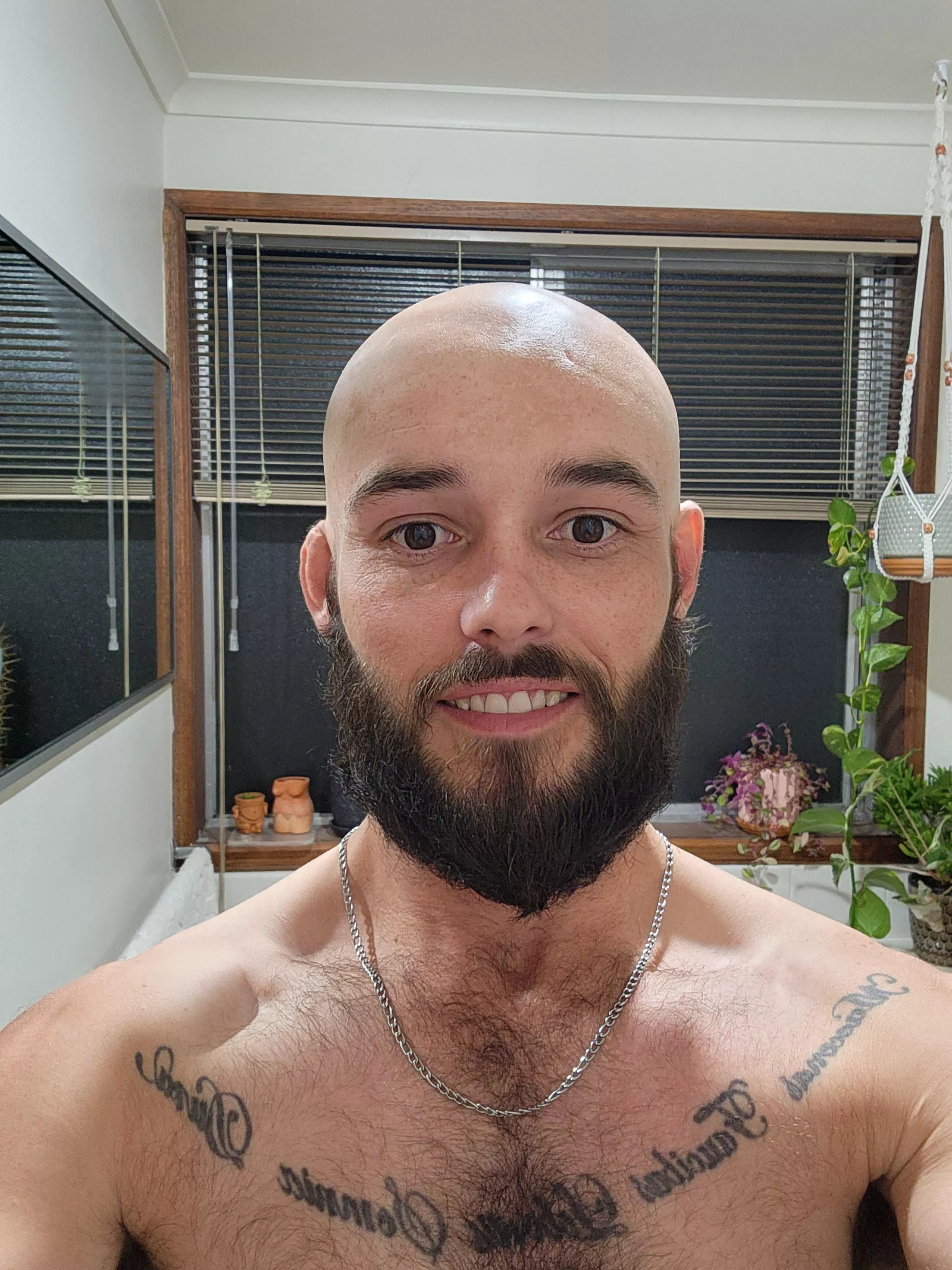 The carpets match the drapes... posted by ReturnOfTheMack26