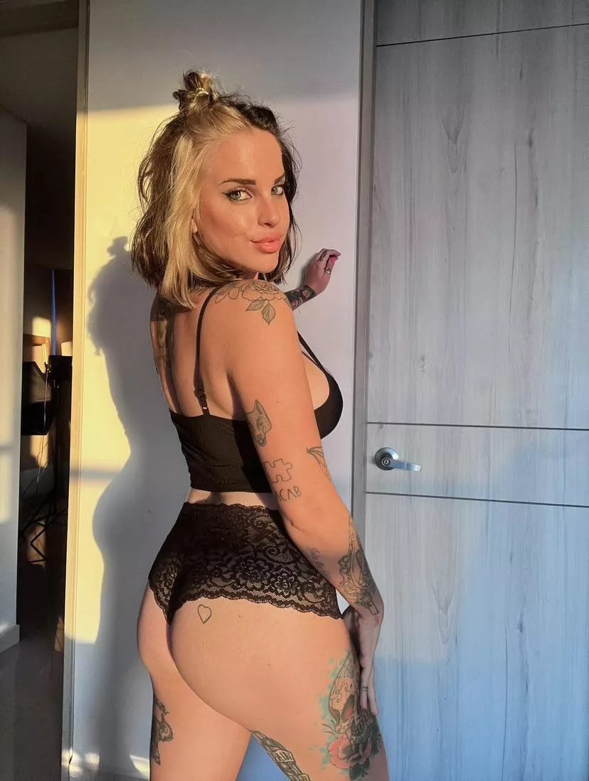 Would you try this sweet peach posted by ottaviia