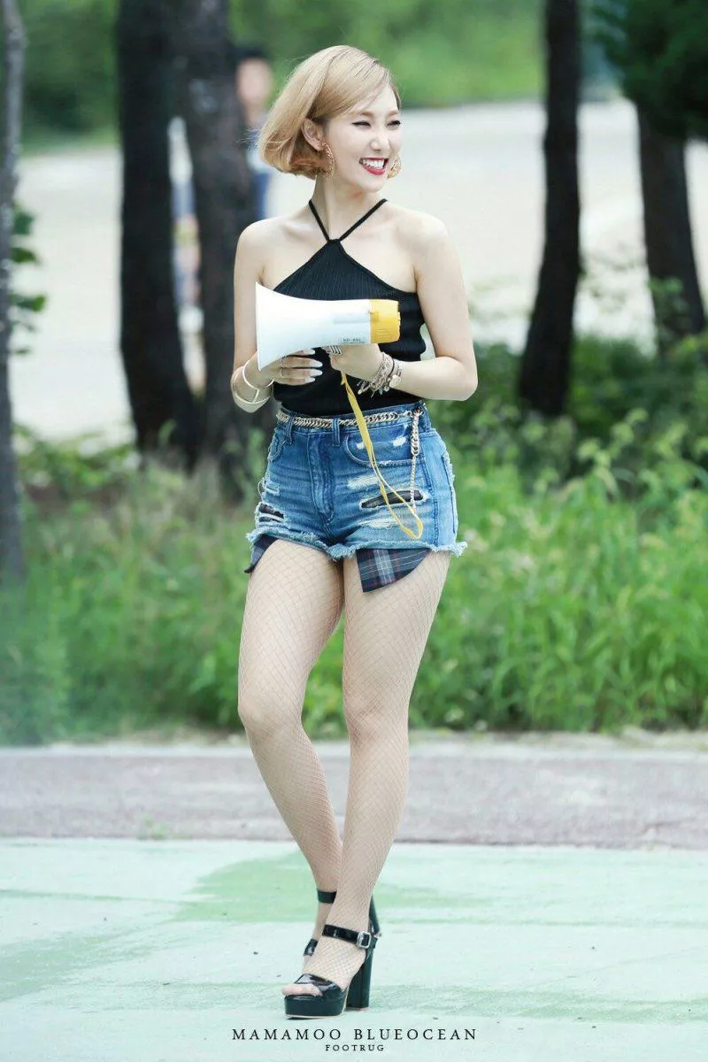 Adorable Sweetie In Cutoff Denim Jeans Shorts posted by paulapax