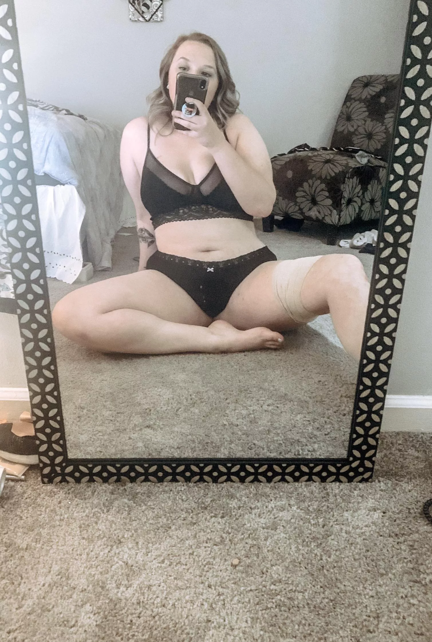 hi let’s flirt 🙃 posted by 420cuntz