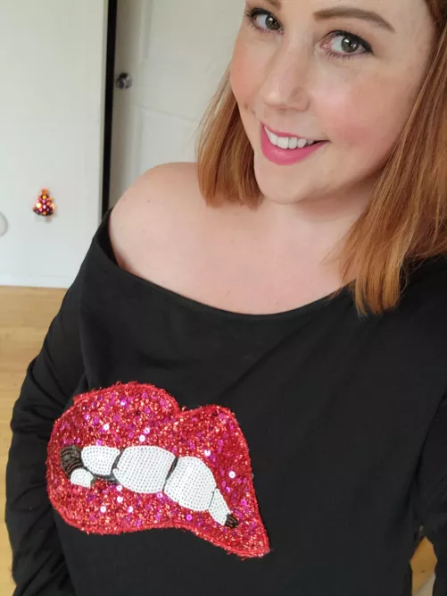 Hope you're all having a good day! by mellymac123