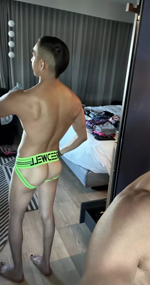 Hotel lighting always great. Do you love this bright green jock? by ChiJock268