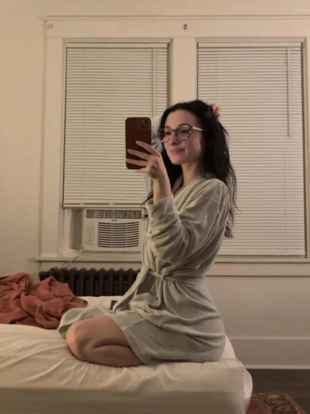 I bought this robe so I could feel like Carmela Soprano but maybe it’s more Tony [f] posted by Iv_rose