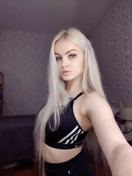 Just a cute selfie by anabellllll