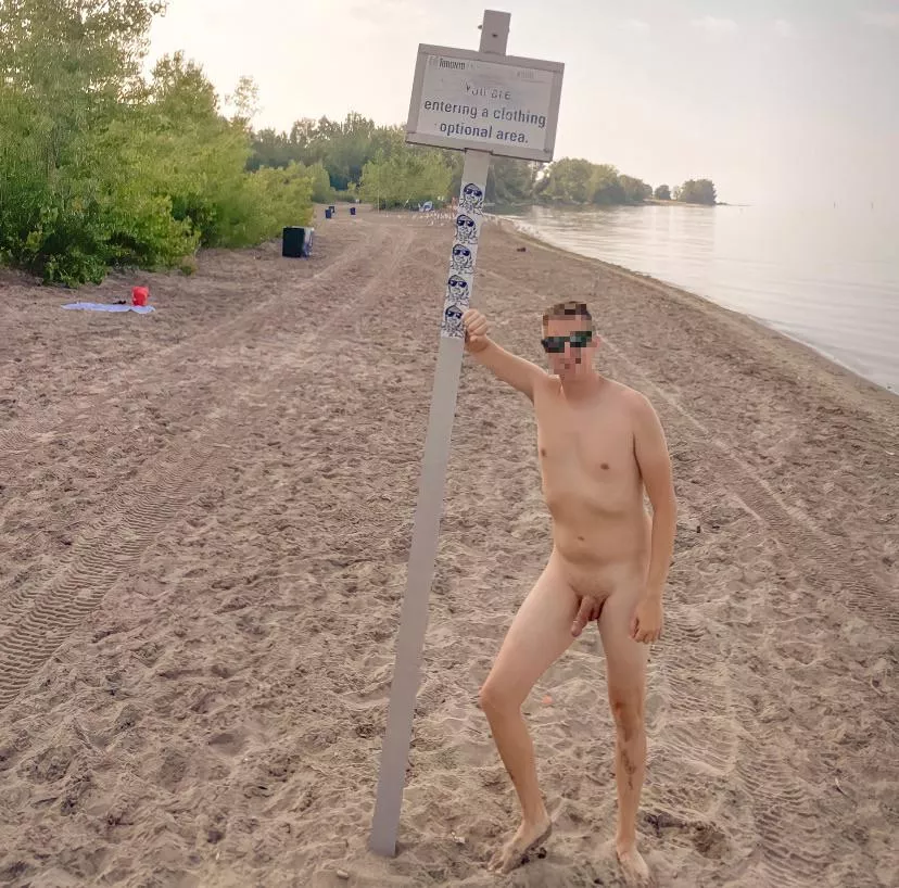 Obligatory Sign Photo posted by Itchy-Sandwich4514