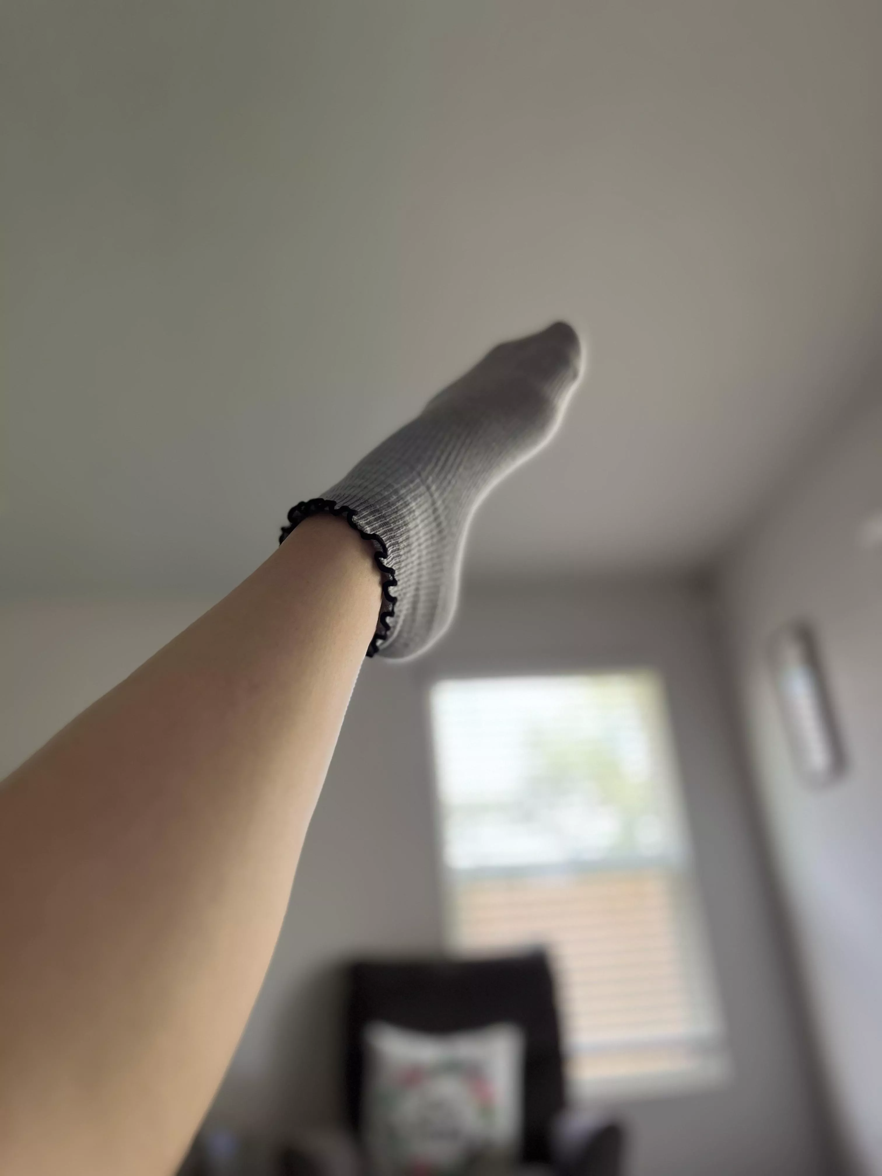 Pointing my toes for you 🤍 posted by ellythedoll