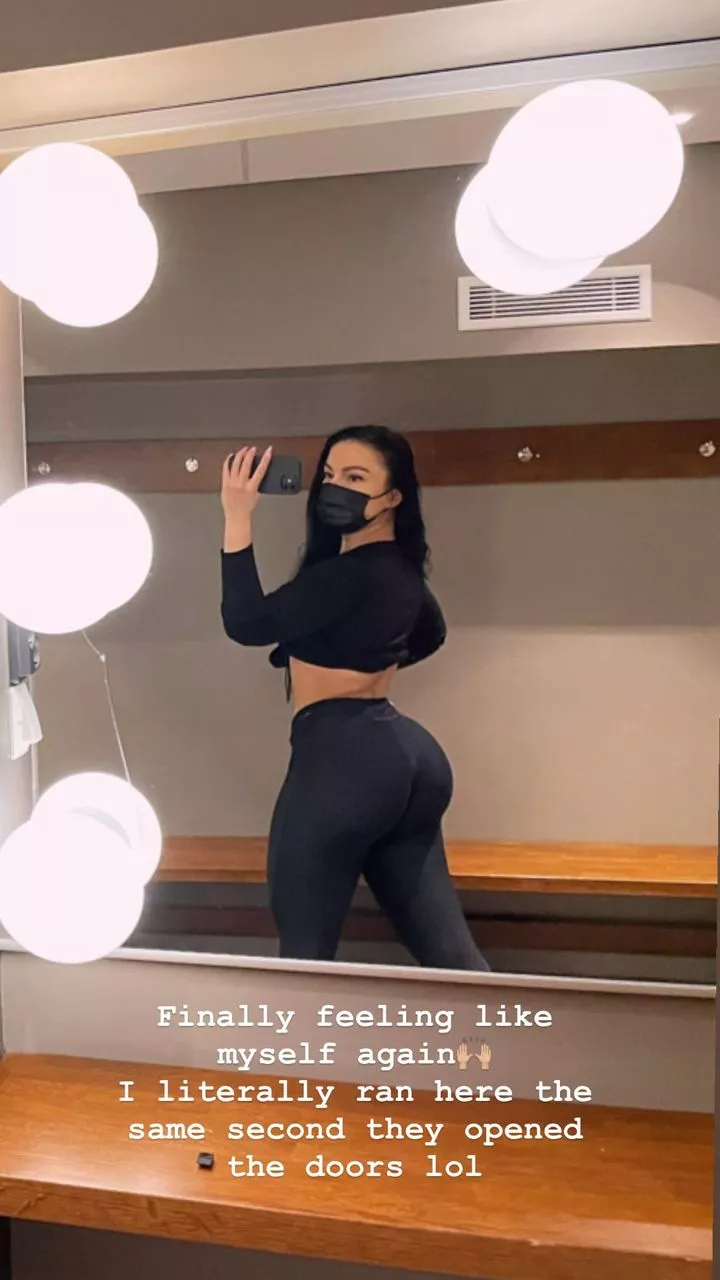 The moment gyms went open again after lockdown. She and many others happy again. posted by JustFriendlyToday