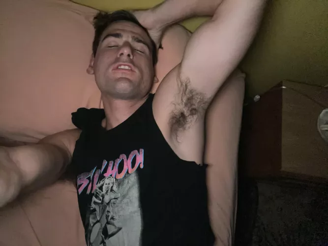 Who’s looking by smoothpitsarehot