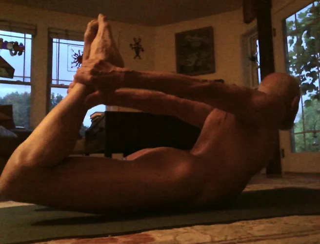 Working to maintain flexibility at 75 by fitness70plus