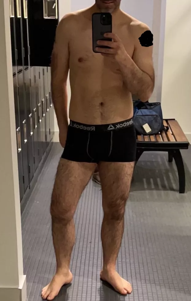 [40] Dad bod or Daddy ? posted by PerfectTaco8333