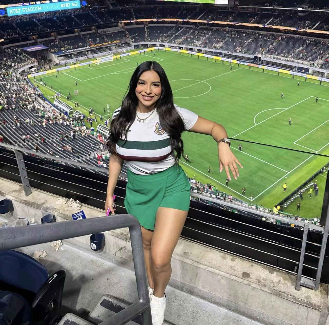 Busty Latina posted by devon213