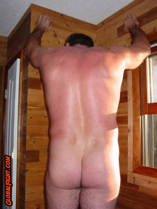 Hairy Muscle Man Ass Taint Strong Nude Back by globalfight