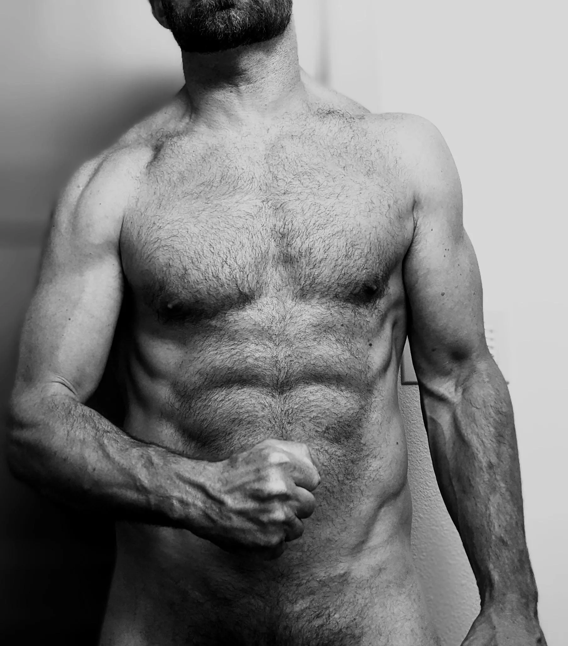 Love having a good grip [45] posted by StrictObedience