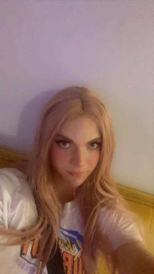 Most cis apex legends player :3 by Tallfemboi