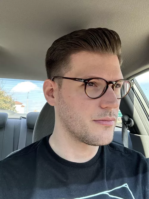 New haircut 🤓 by kelljames