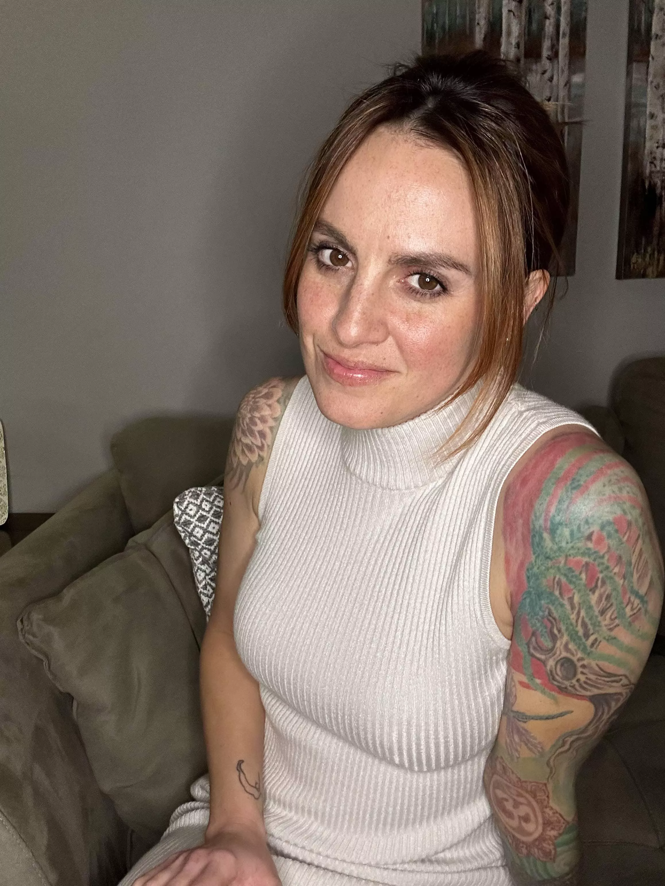 Smile🤍 IUTR posted by Tay-Rae773