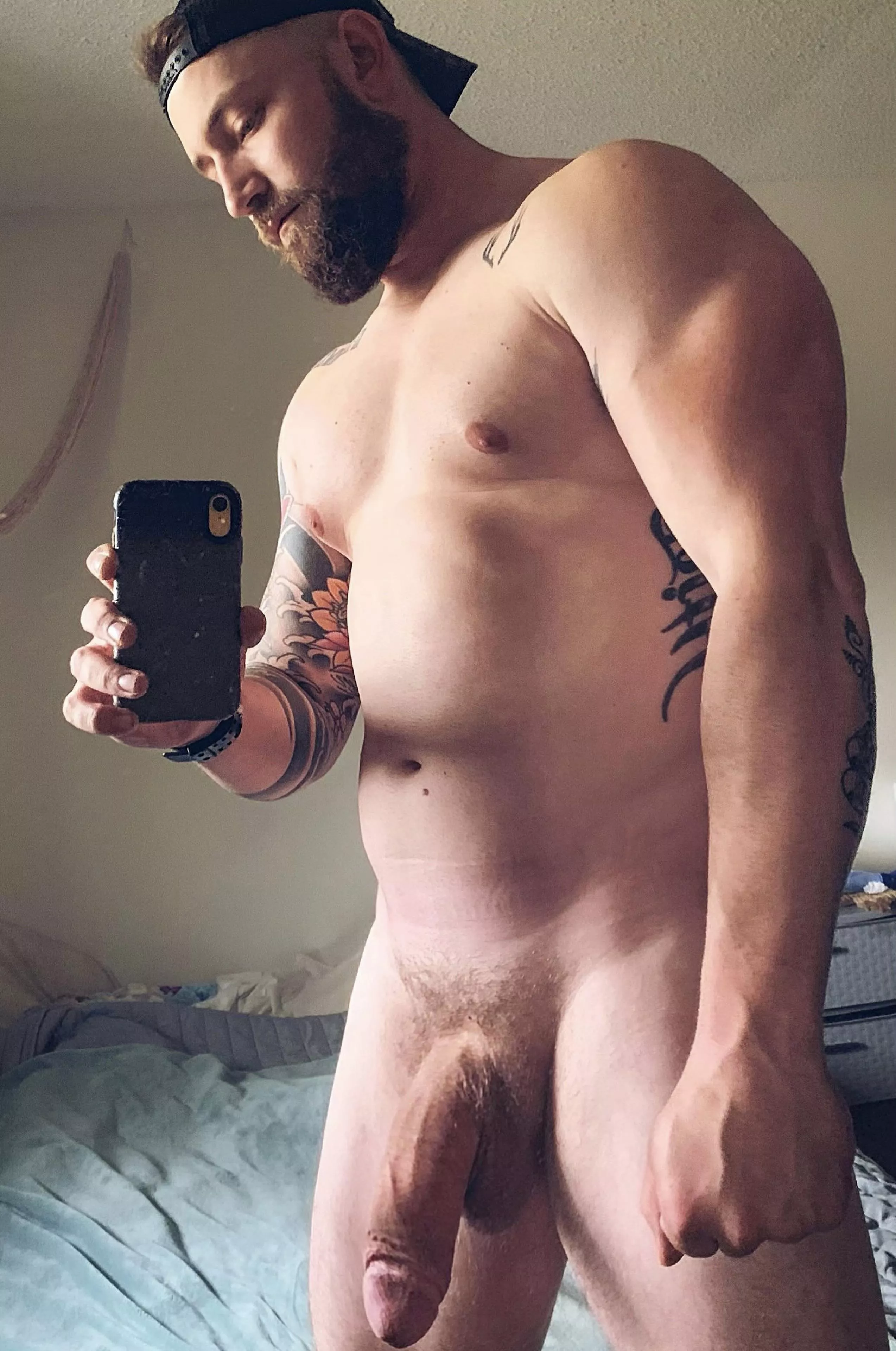 Thick daddy is here ;) posted by fatdickdaddyyy