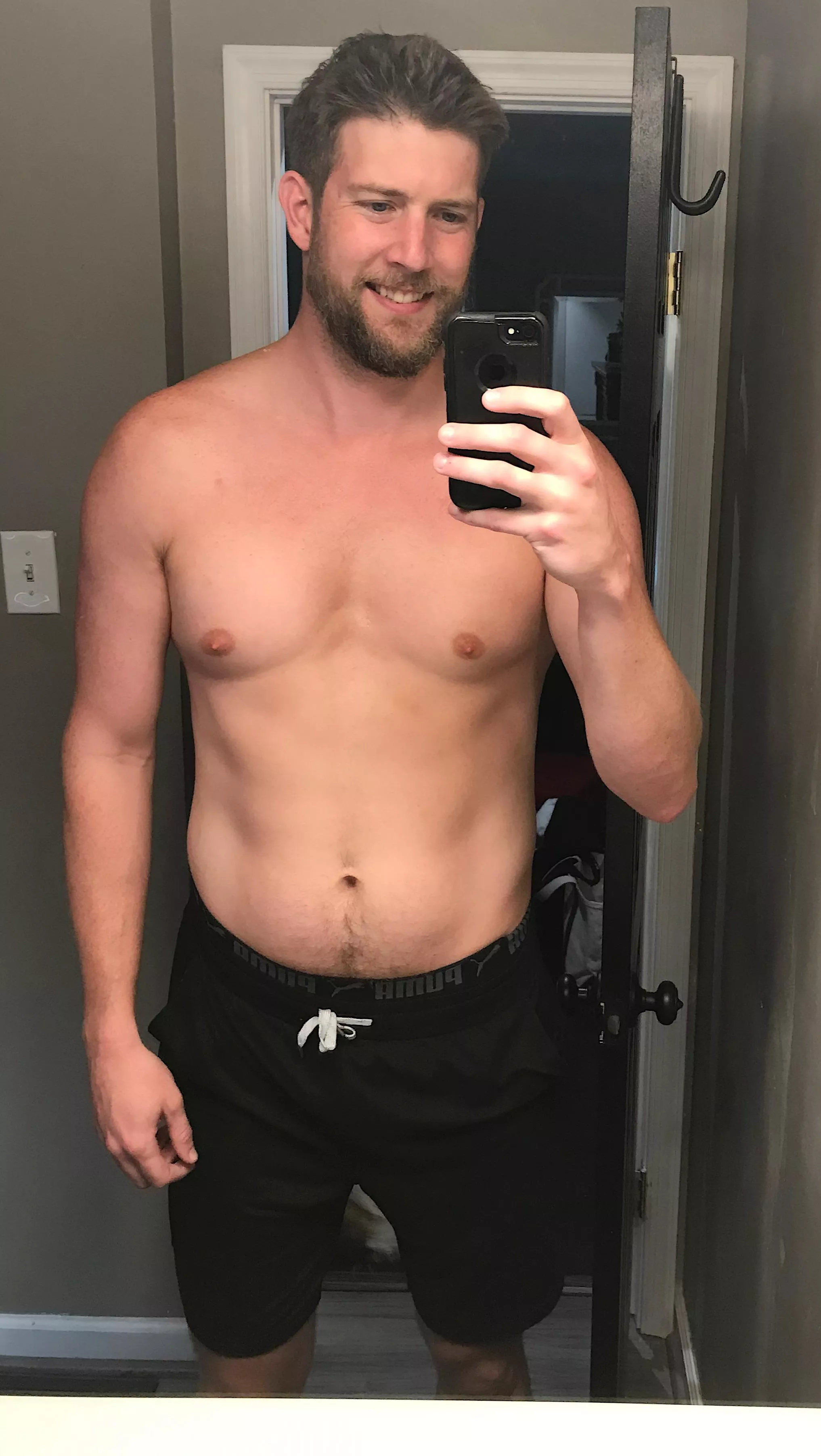 Wanna wake up next to a 6’6 Dilf posted by harderpull66