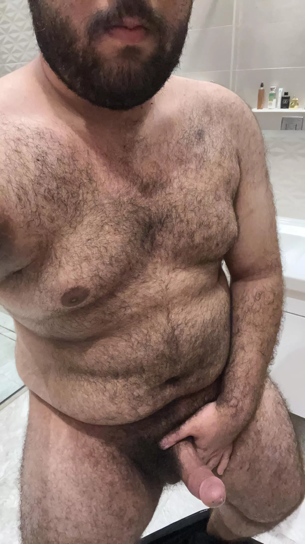 (20) i feel like i’m not hairy enough posted by MelAelZel