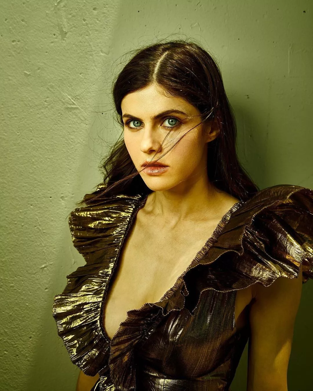 Alexandera Daddario posted by Baby_Thanos_3