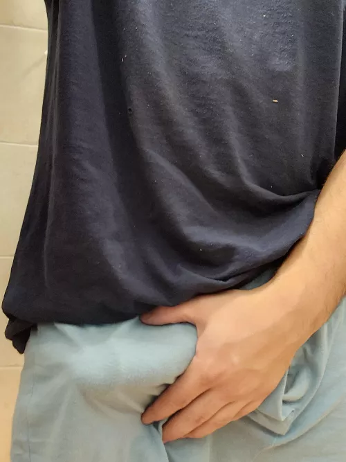 Exhausting night at work, who wants to help me relax by letting me cum down their throat? by Prestigious-Toe9202