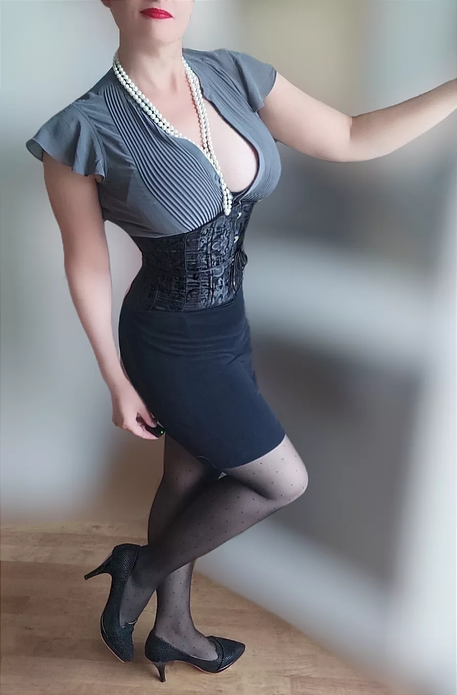 So how was your Thursday posted by BlushedObsession