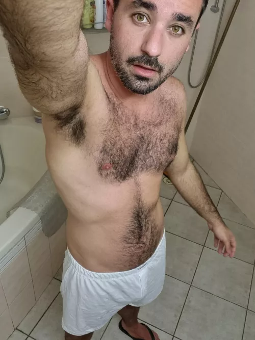 This is me showering by zoro_homo