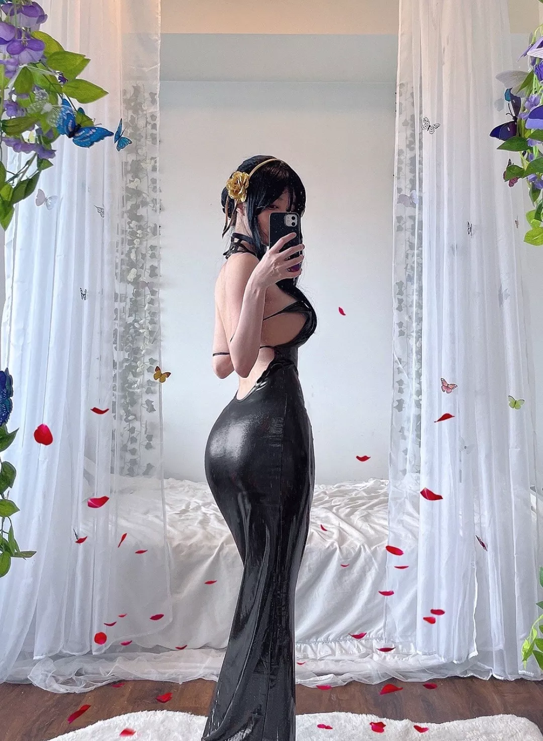 Yor Forger Dress Cosplay by me posted by Danyellamogi