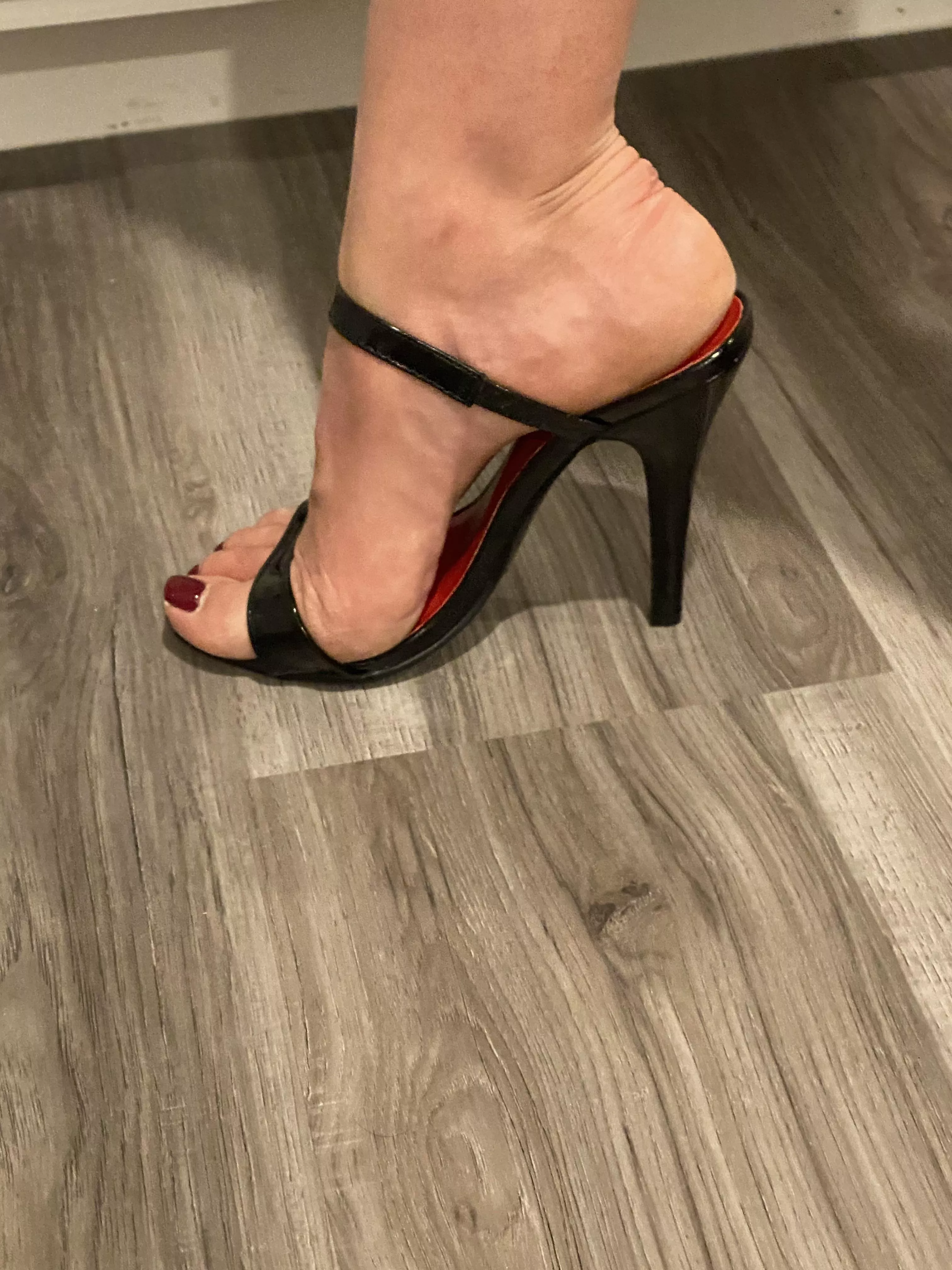 Anybody like mules? posted by prettylatinfeet4