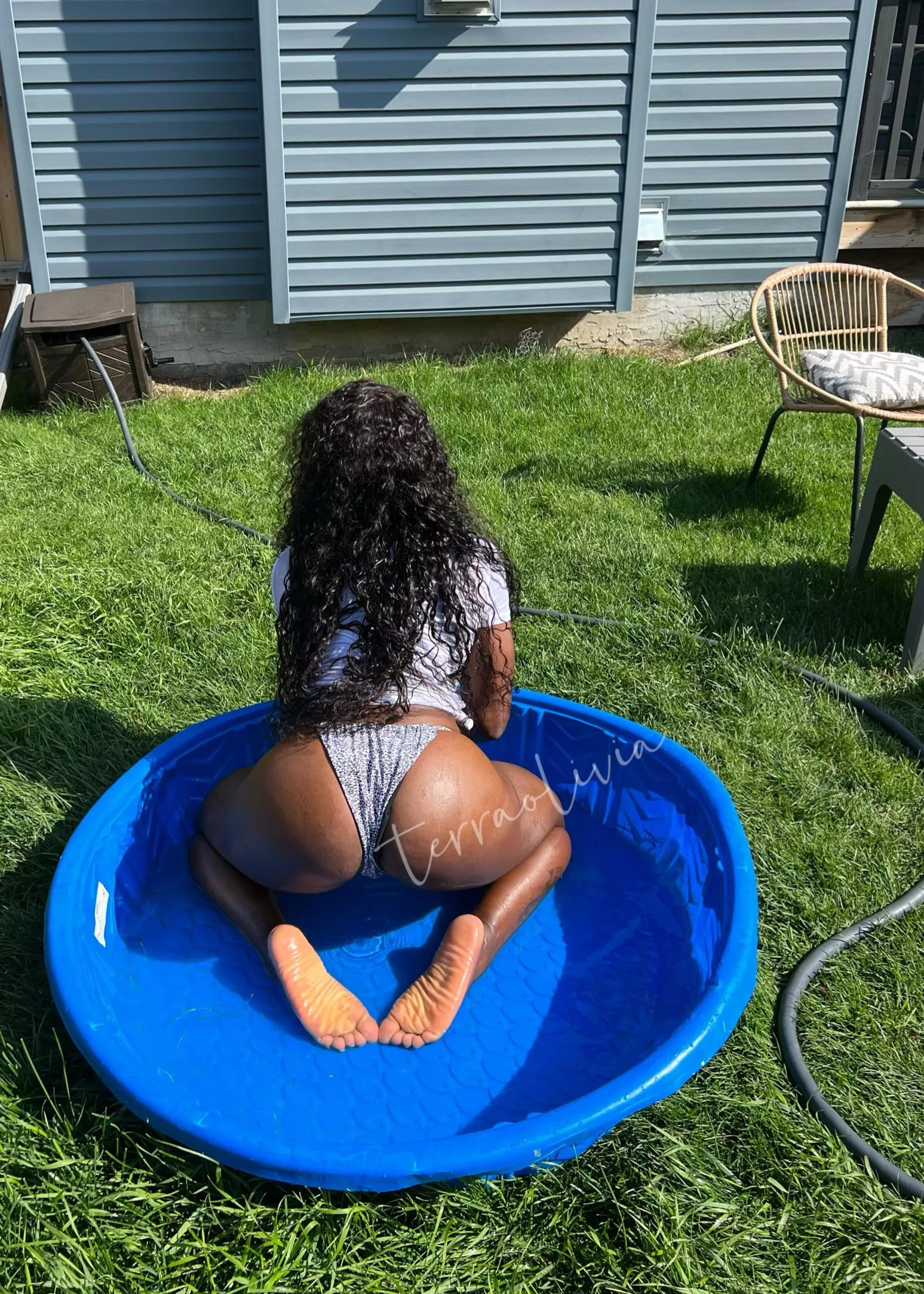 Pool party anyone? posted by terraolivia