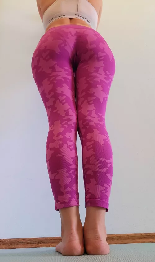 Wanna do some sports with your Queen? by SexyFootie