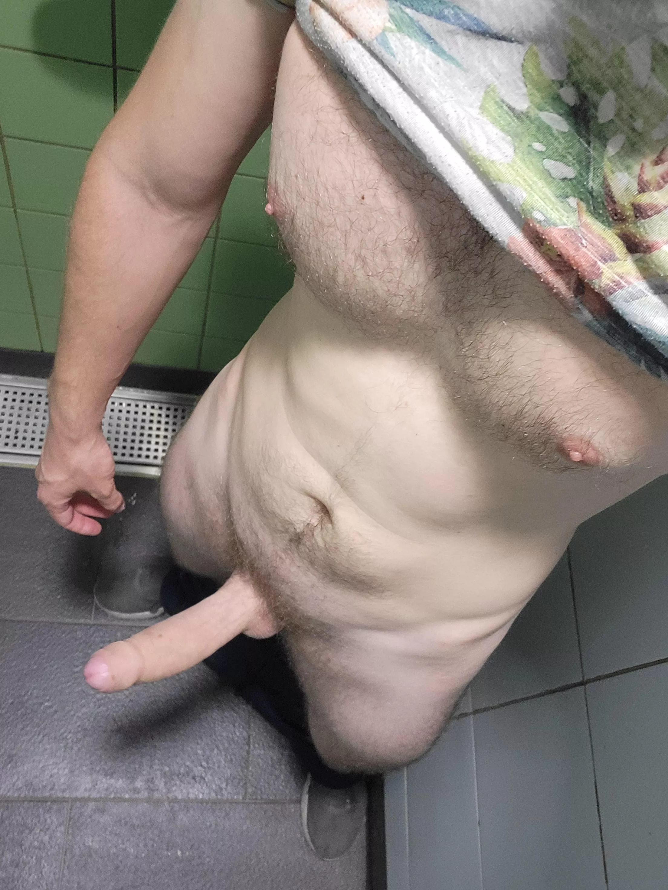 Would you get on your knees? posted by Rob3rto1424