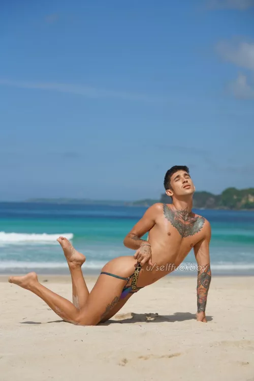 [24] such a perfect plays top show off my peach by Selffuckboy