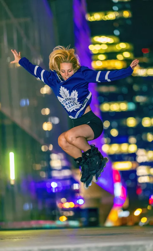 Get yourself a girl who can do this 😋 by sagittarinaofficial