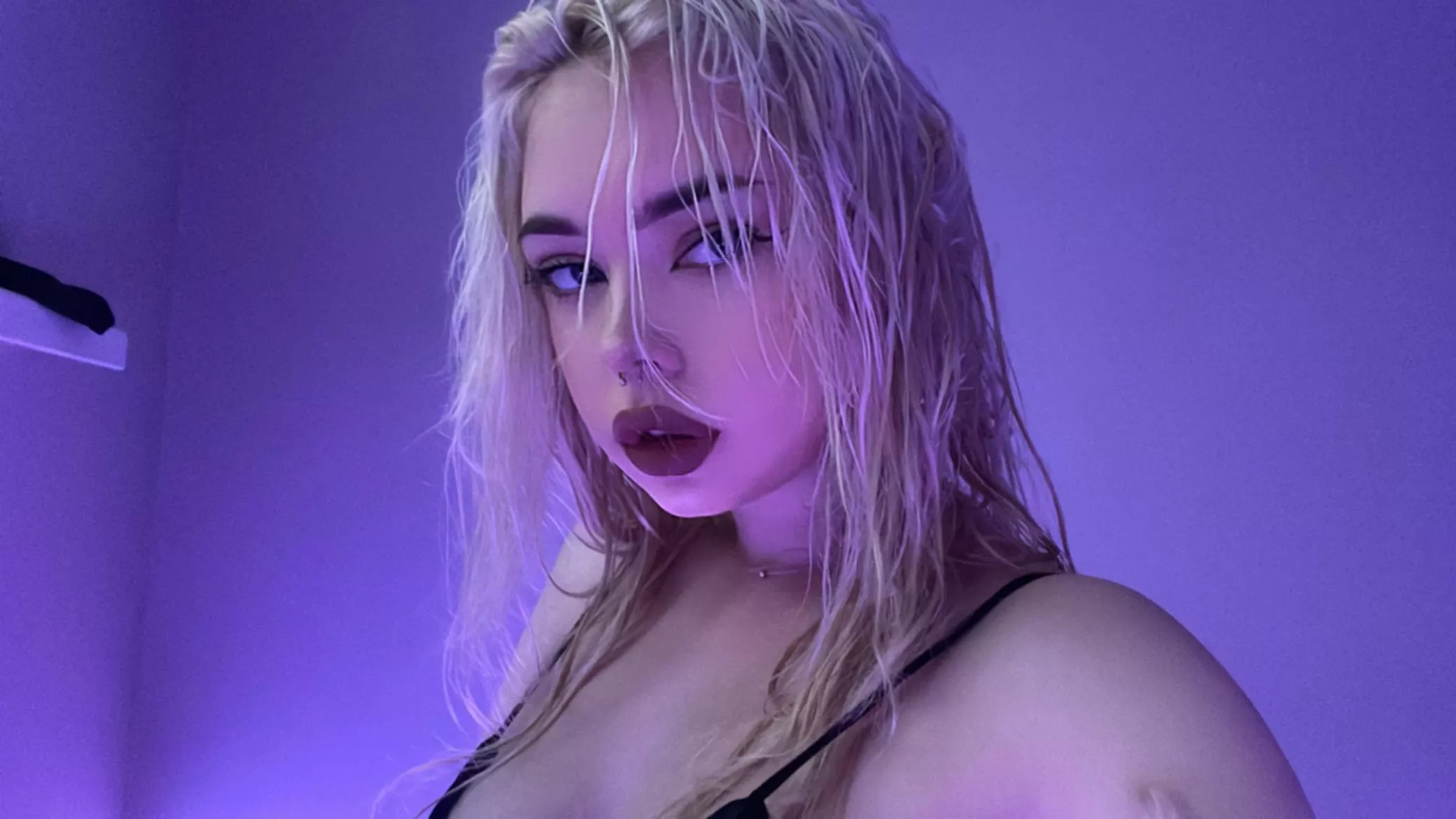 I'm a little wet blonde posted by Bubblegumbabe033