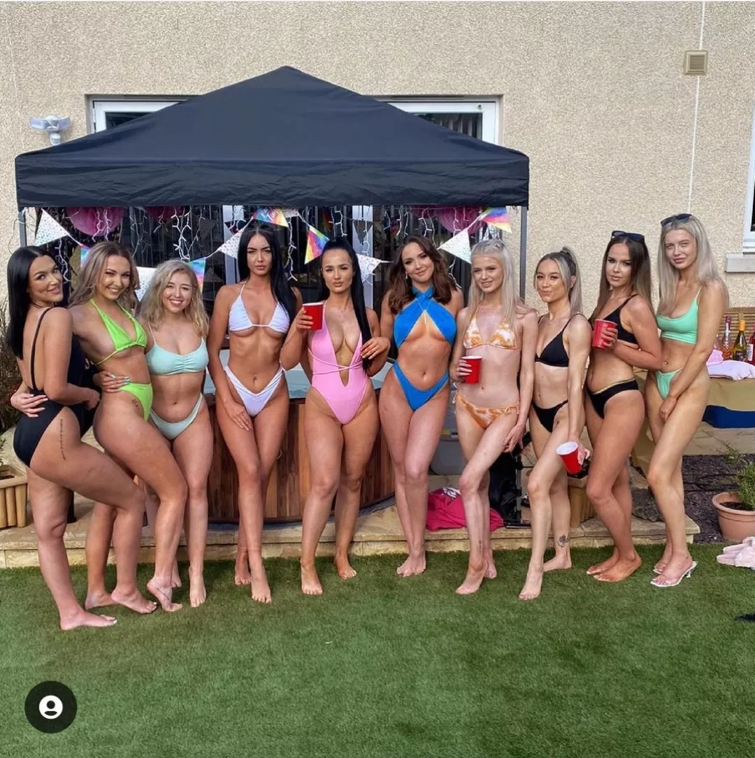 Lots of sluts posted by wickrlovr