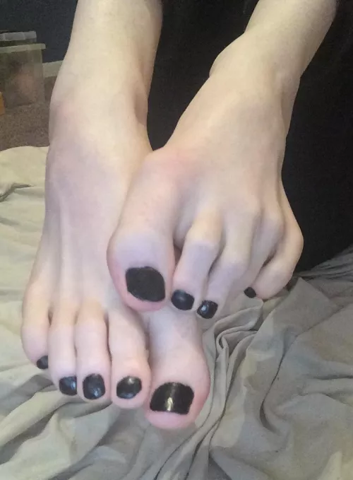 Pretty in black 🥰🖤 by MissPirait