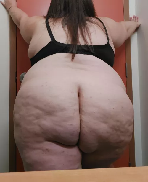 Slap it, fuck it, or eat it? by KaySnowbelle