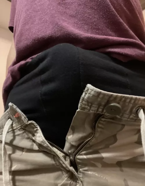 Hello everyone by blackeyesnosebleeds