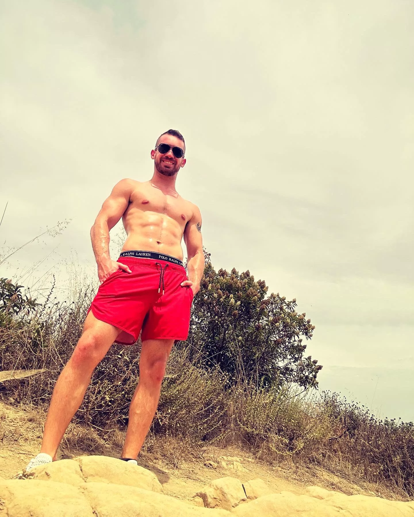 Hiking is the best way to clear all that anxiety out of your head 🙌🏼 posted by jrimsy8228