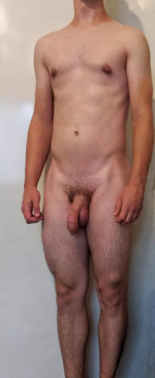 I don't know how I should feel about my size. Usually I feel insecure although I know I shouldn't by GG19c